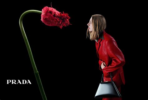 prada pop up 2023|Prada F/W 2023 campaign: “In conversation with a flower”.